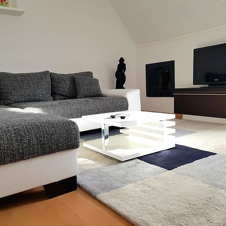Apartment Am Suedpark Erfurt - Inkl Garten Mit Sitzlounge - Zentrumsnah Екстер'єр фото